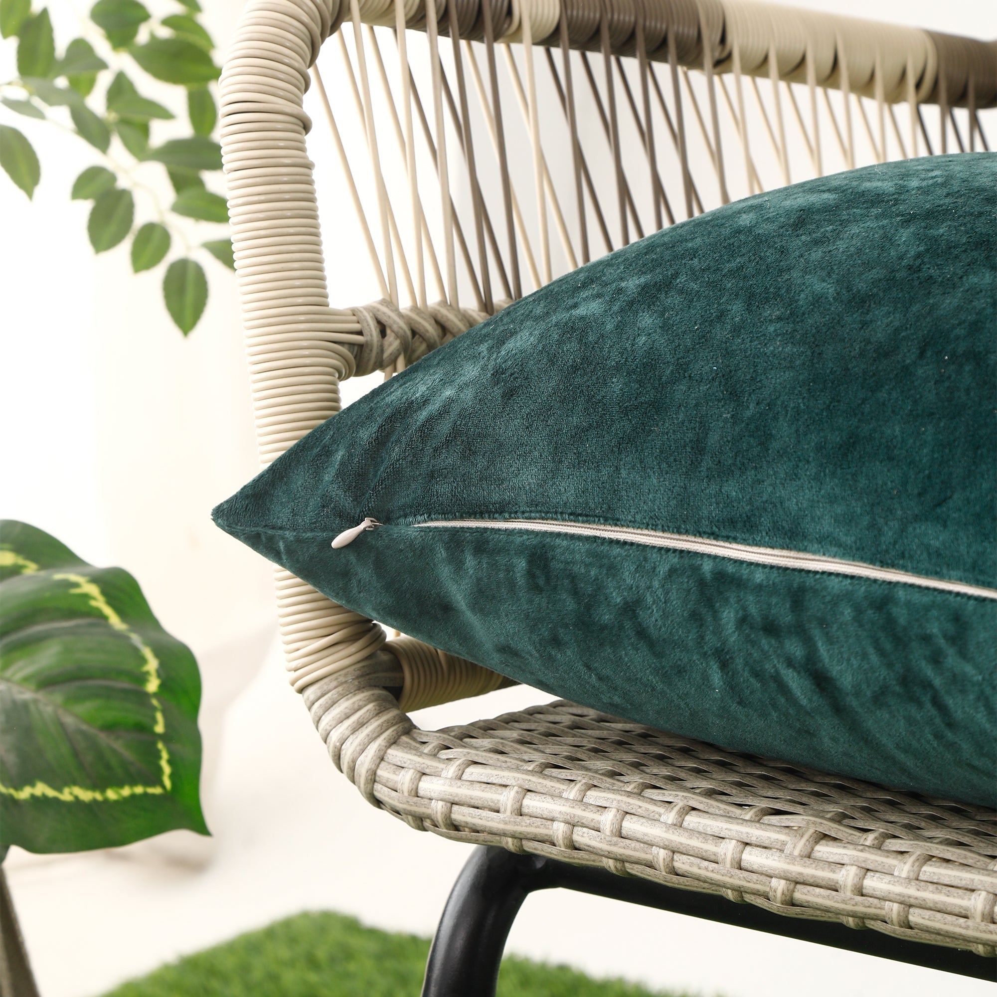 Crushed Ice Velvet Square Cushion Cover - ( Dark Green - 45X45CM )